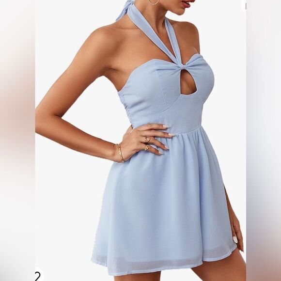 NWT Women’s Pale Blue Halter Cutout Backless Romper Shorts - Size XL - Picture 3 of 11